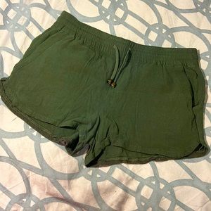Olive Green Knit Short Shorts Women Size 9 Sadie Robertson Collection